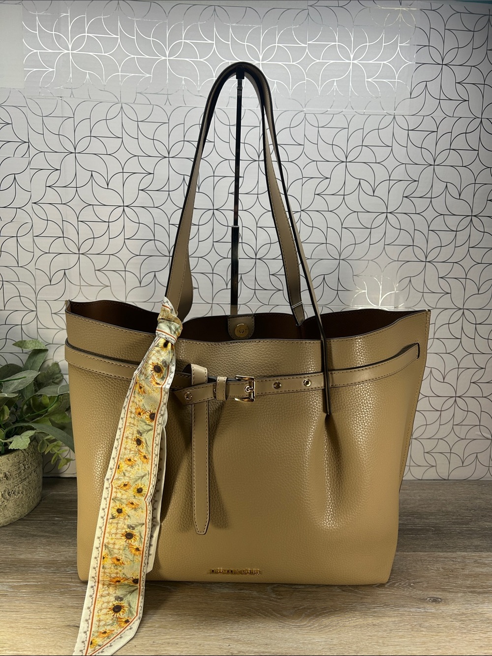 0225 Michael Kors Emilia tote bag 268390225